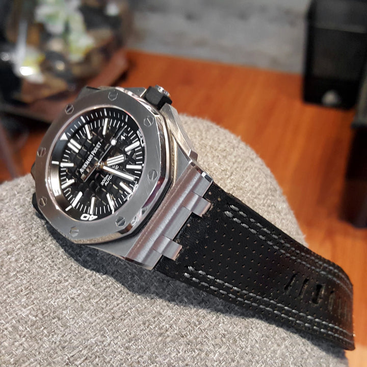 Ready stock AP ROO 42mm - AP Perforated Black