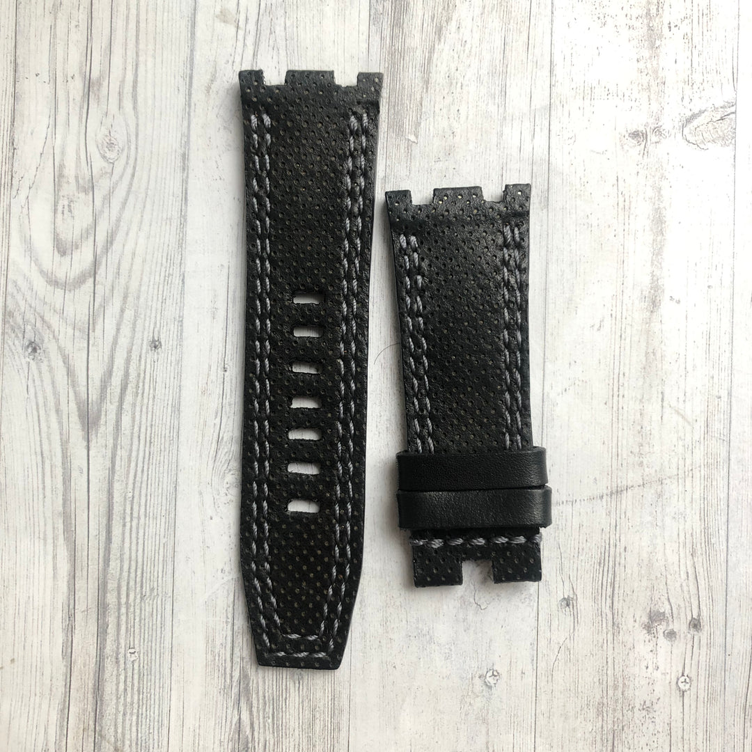 Ready stock AP ROO 42mm - AP Perforated Black