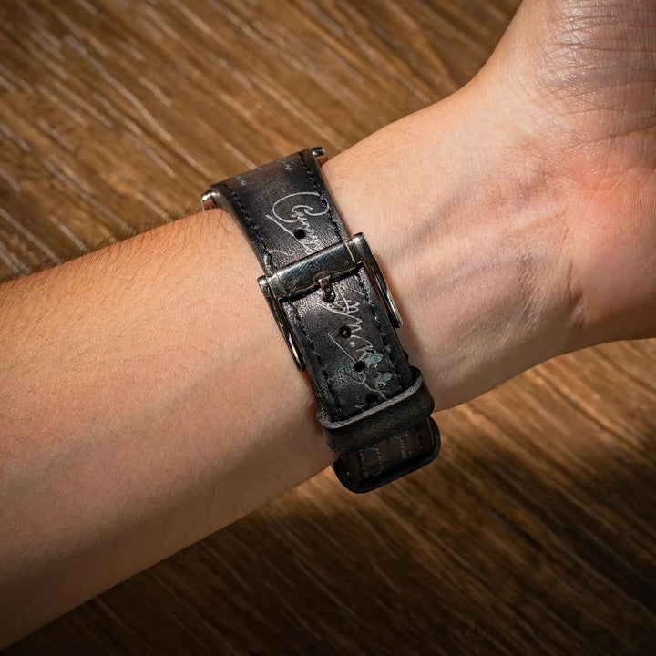 Black Patina with Silver Scritto