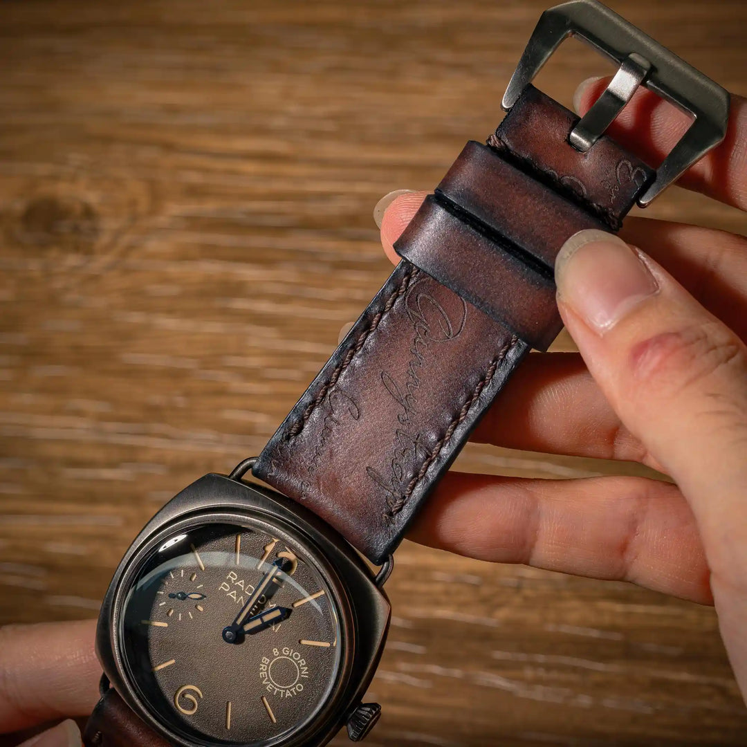Dark Brown Patina Scritto