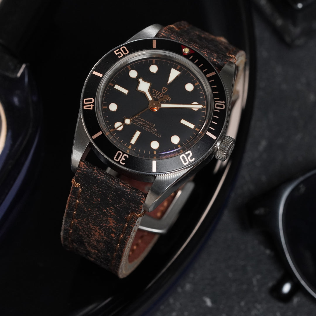Tudor Straps - Blackbay Serie