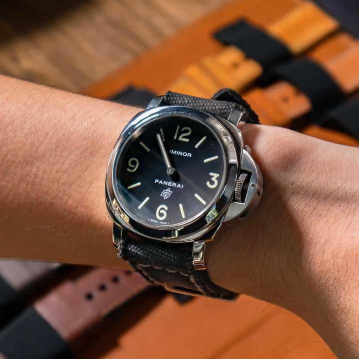 Canvas Noir