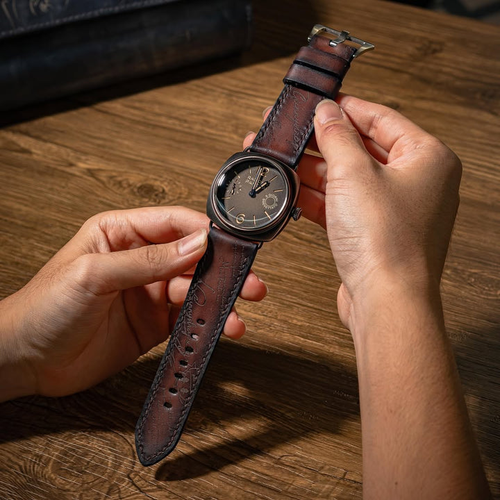Dark Brown Patina Scritto