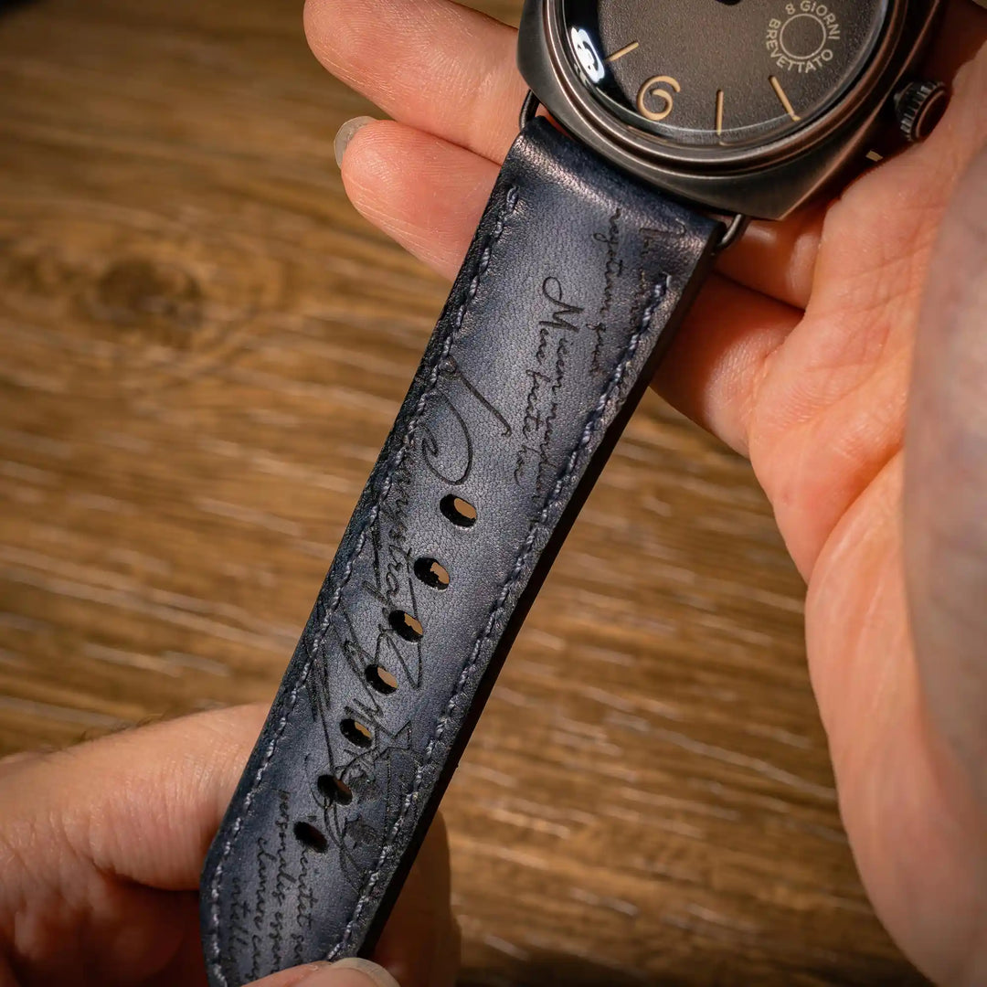 Grey Patina Scritto