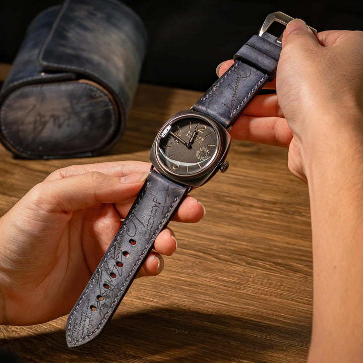 Grey Patina Scritto