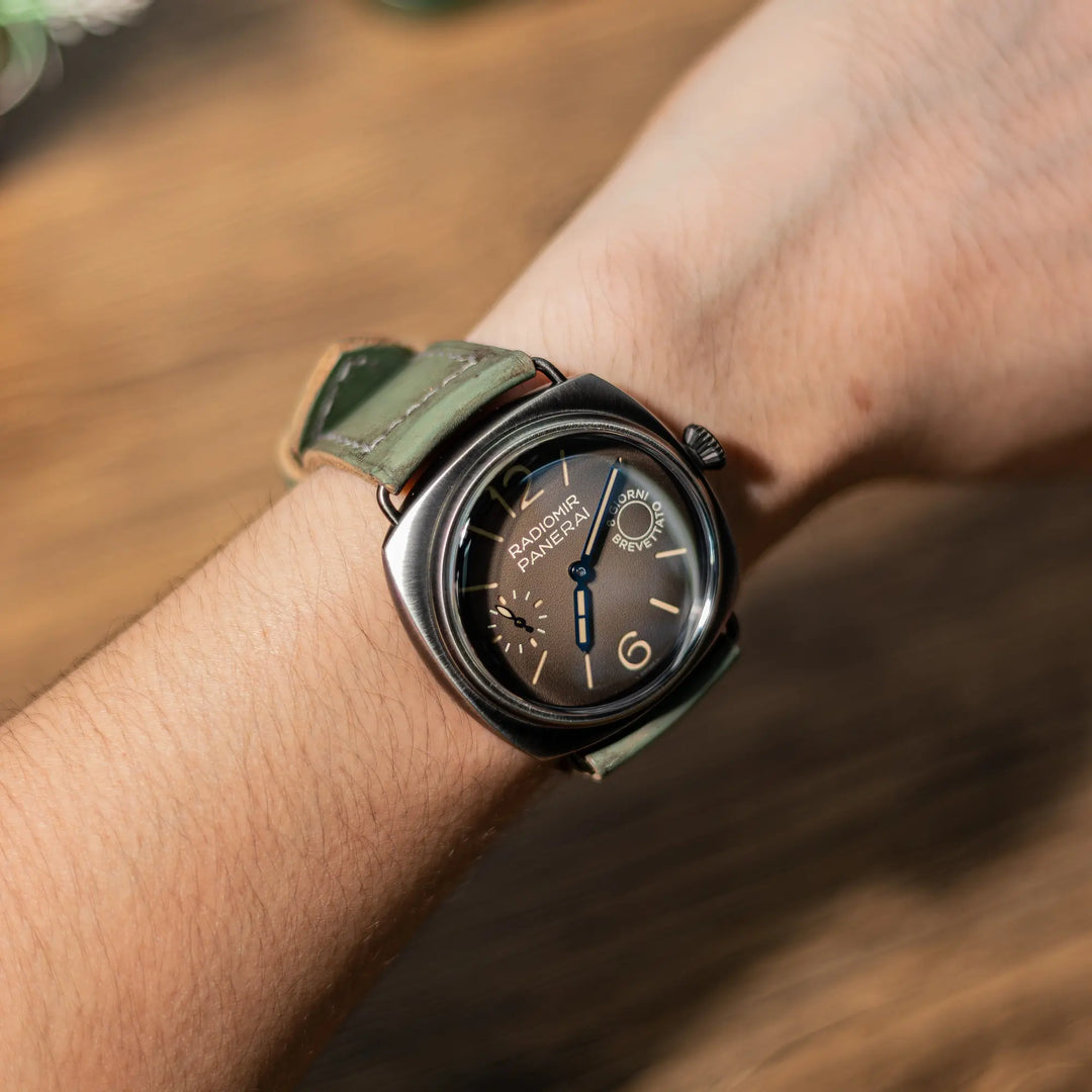 Vague Green Strap